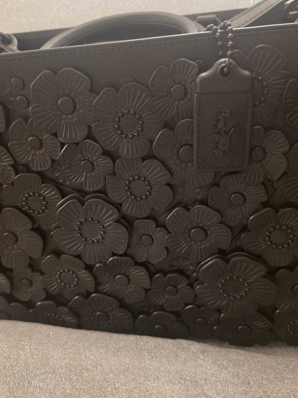 Coach Rogue 31 Tea Rose Black